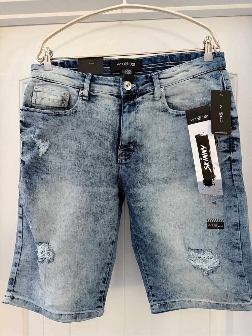 WT02 Light Wash Distressed Denim Shorts